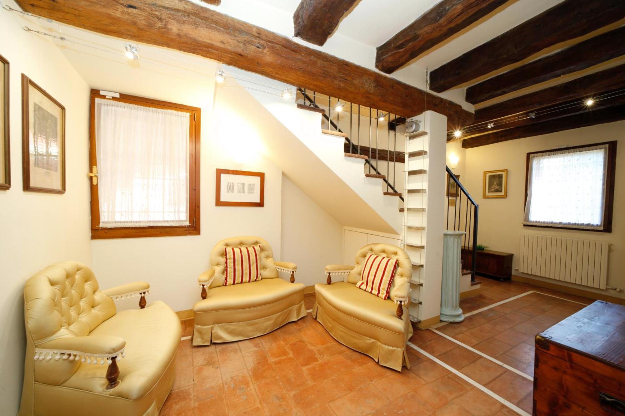 กา ปาลัซโซ มัลวาเซีย Bed & Breakfast ซาสโซ มาร์โคนิ ภายนอก รูปภาพ